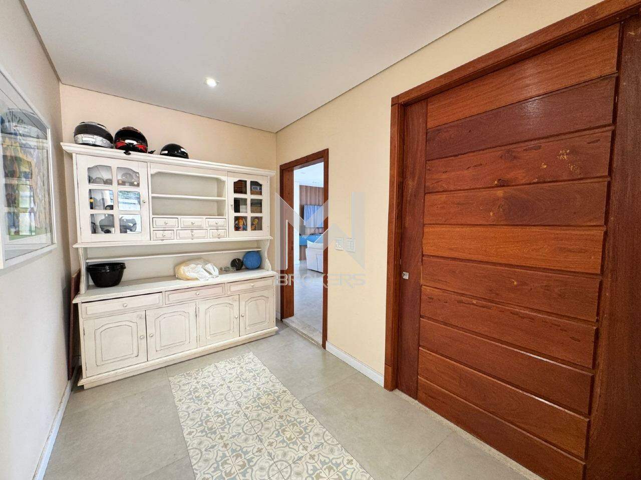 Casa em Condomínio à venda no Condomínio São Joaquim: entrada