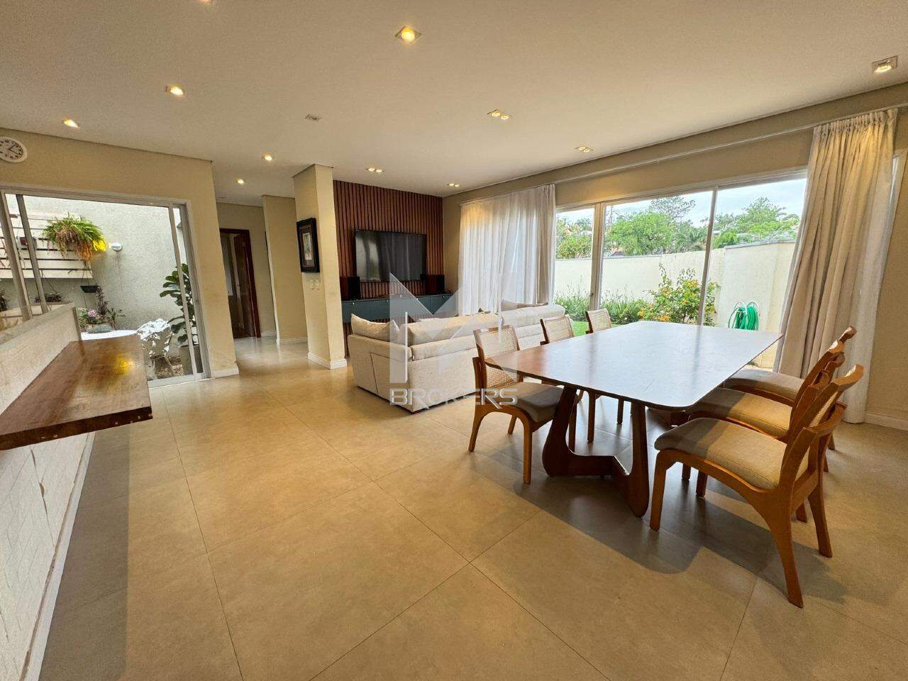 Casa em Condomínio à venda no Condomínio São Joaquim: Sala de estar