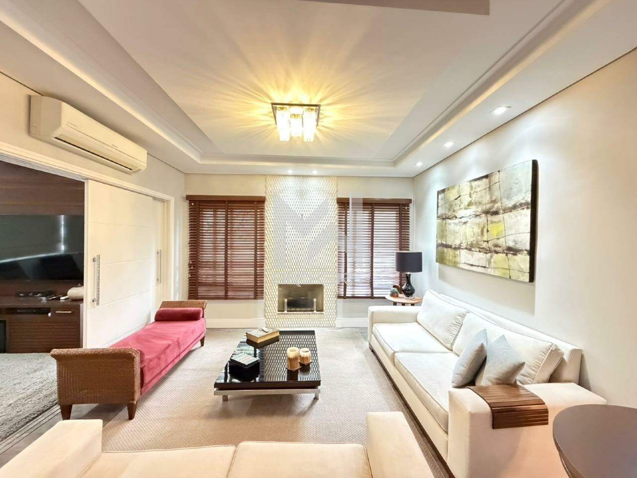 Casa em Condomínio para aluguel no Jardim Recanto: 