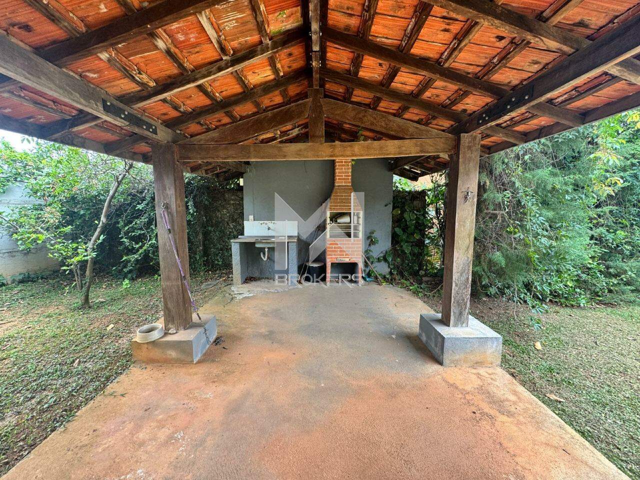 Terreno à venda no Condomínio São Joaquim: área gourmet