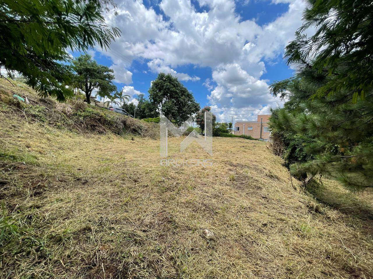 Terreno à venda no Vista Alegre: 