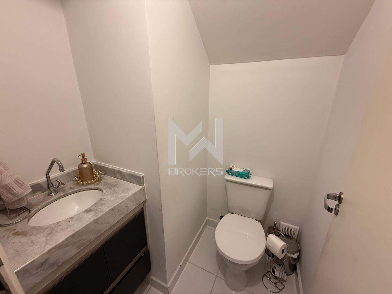 Casa em Condomínio à venda no Ipiranga: lavabo