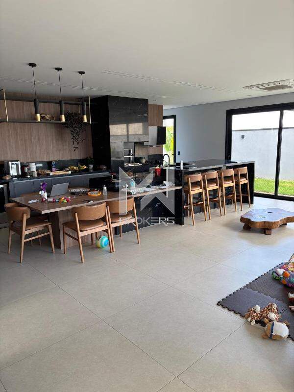 Casa em Condomínio à venda no Condomínio Arboretum: 