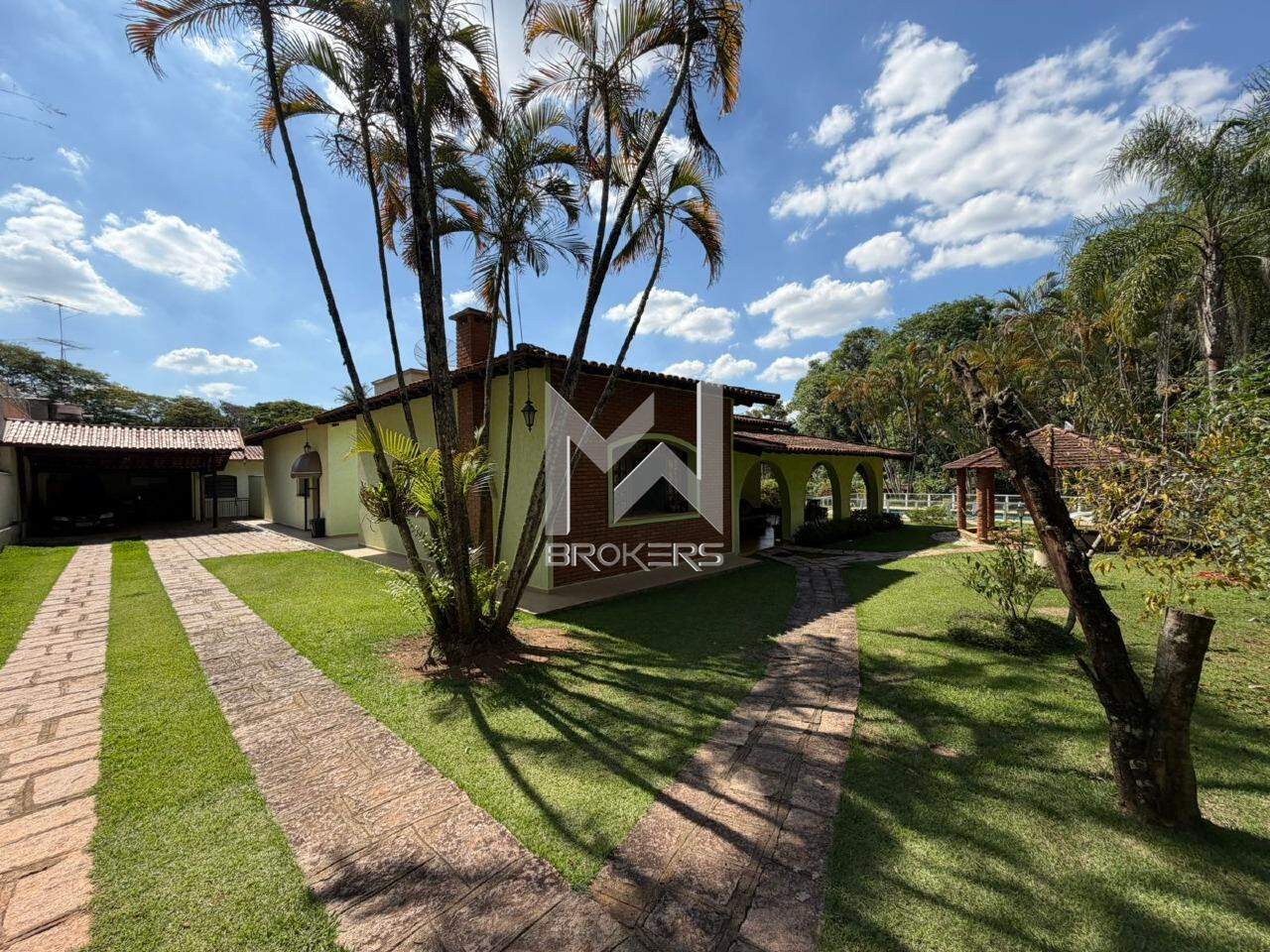 Casa em Condomínio à venda no Condomínio Marambaia: fachada