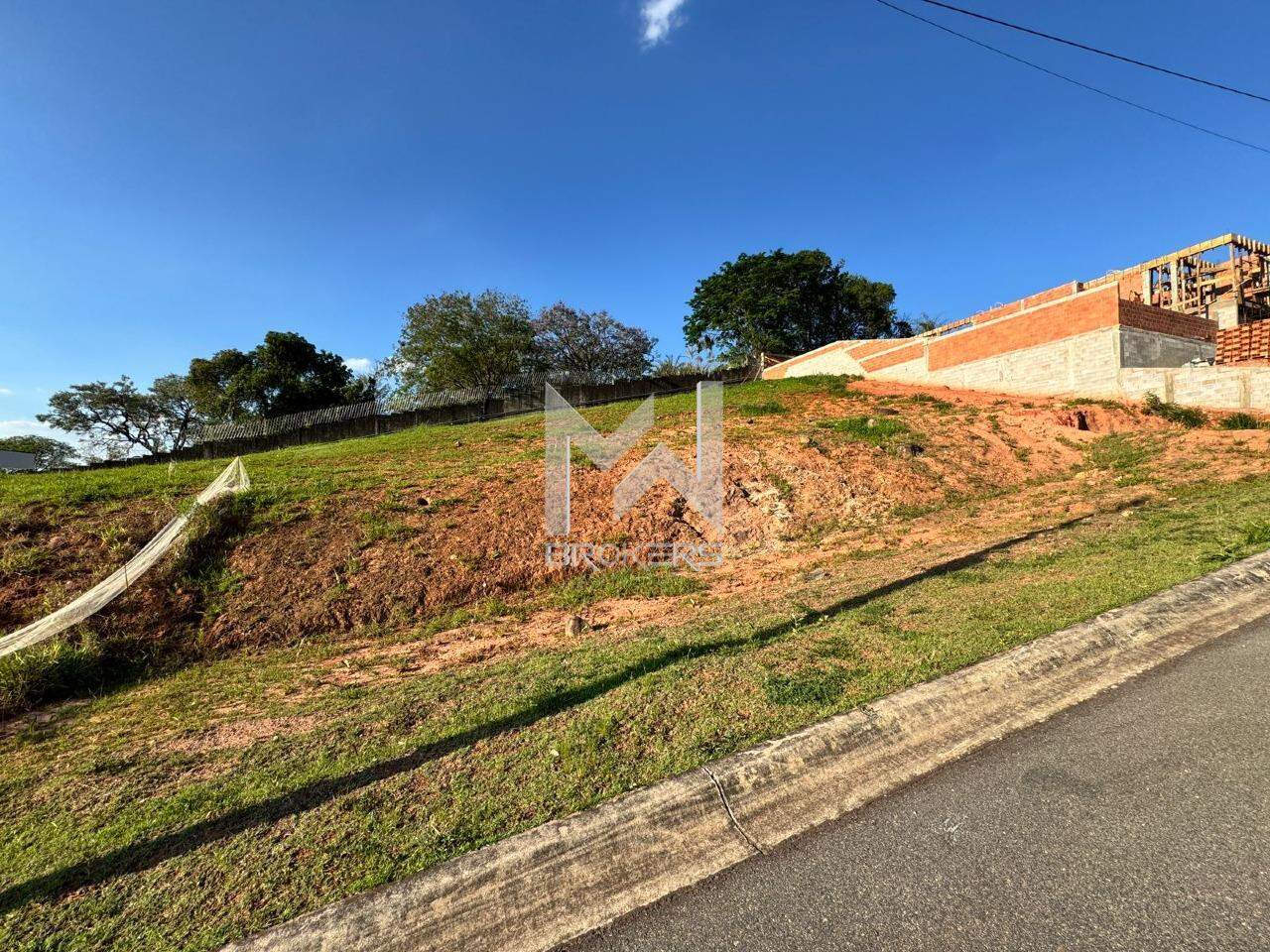 Terreno à venda no Santa Isabel: 