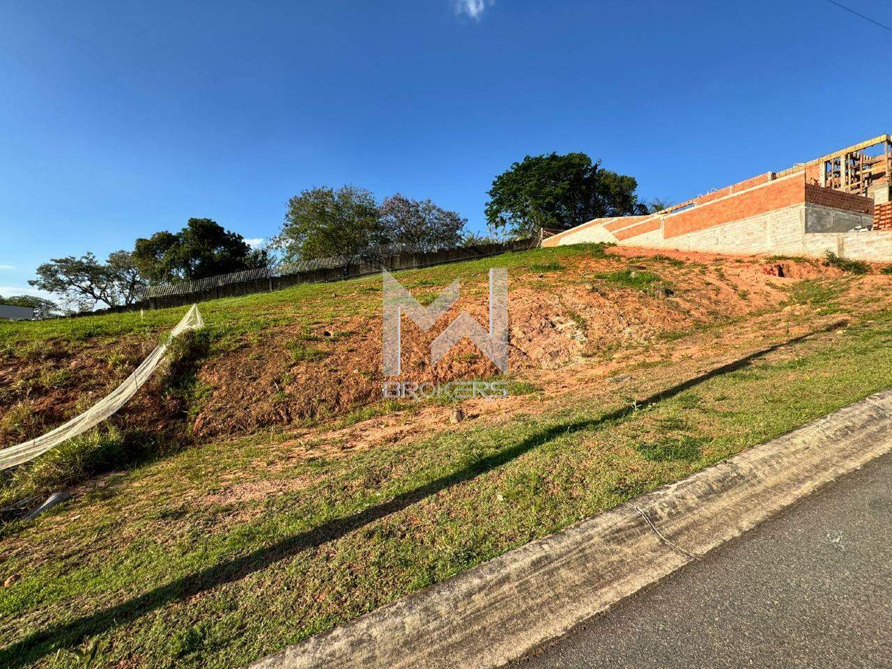 Terreno à venda no Santa Isabel: 