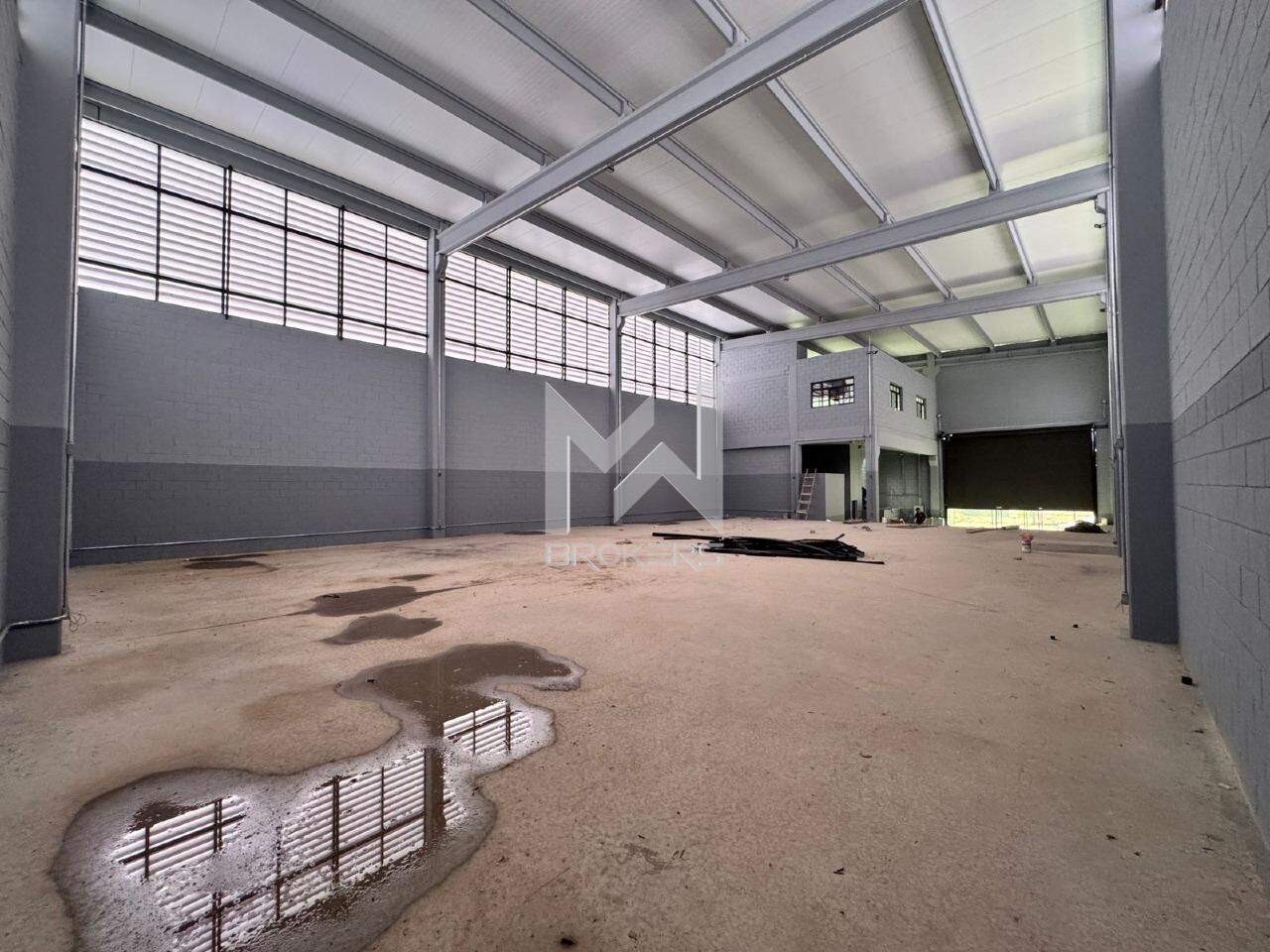 Galpão para aluguel no Santa Cândida: galpão