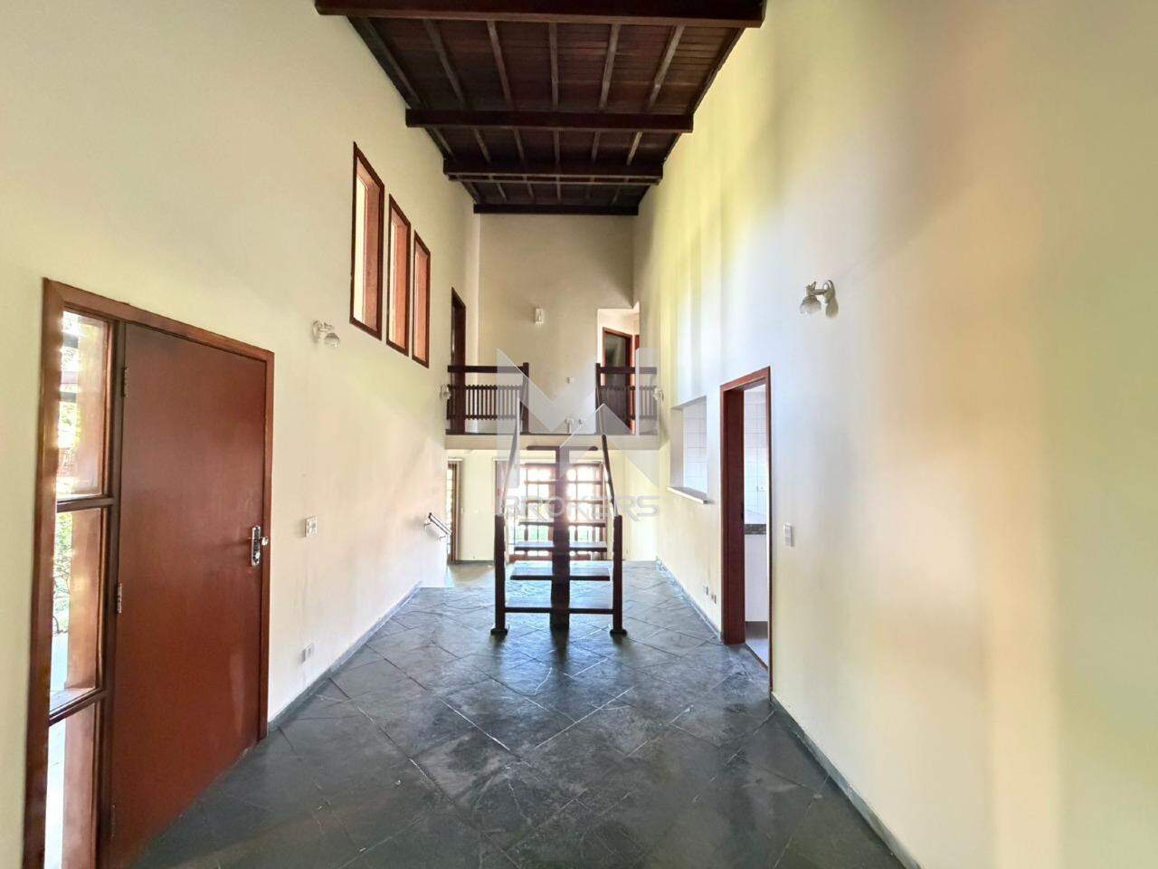 Casa em Condomínio à venda no Condomínio Marambaia: salas