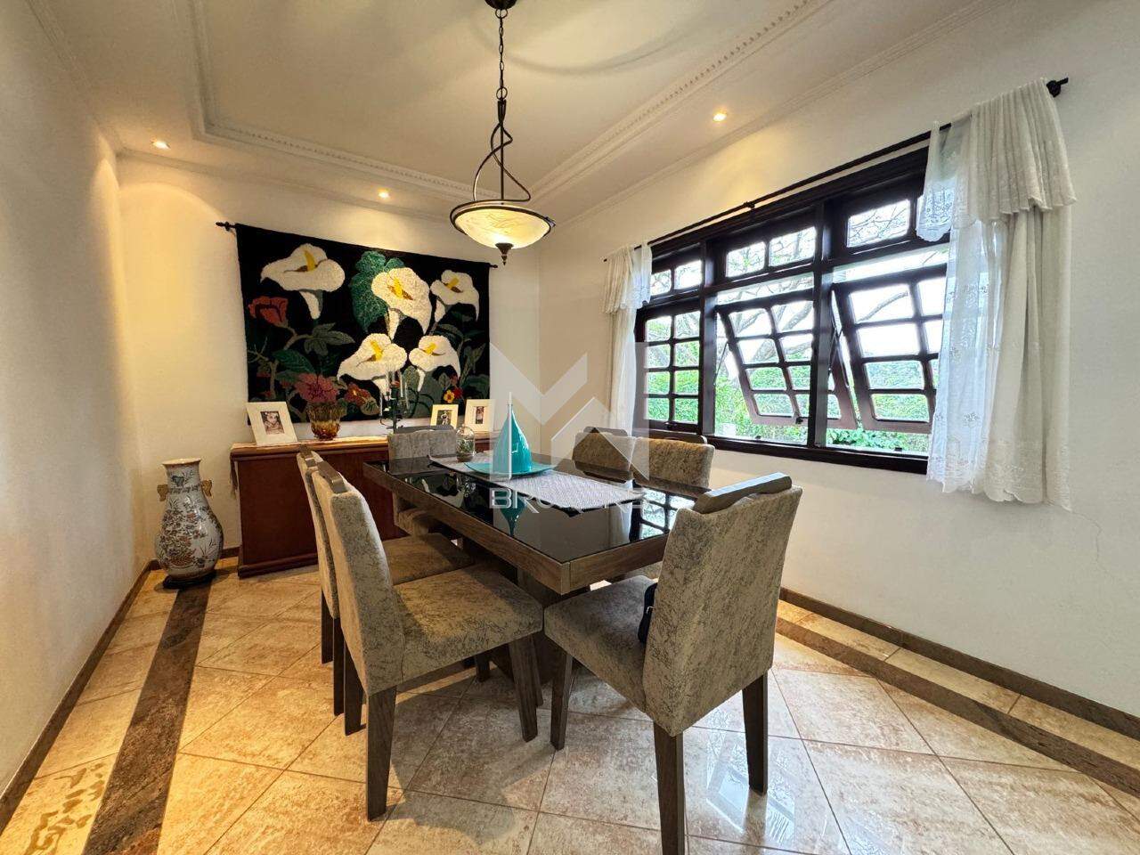 Casa em Condomínio à venda no Condomínio Marambaia: sala de refeições