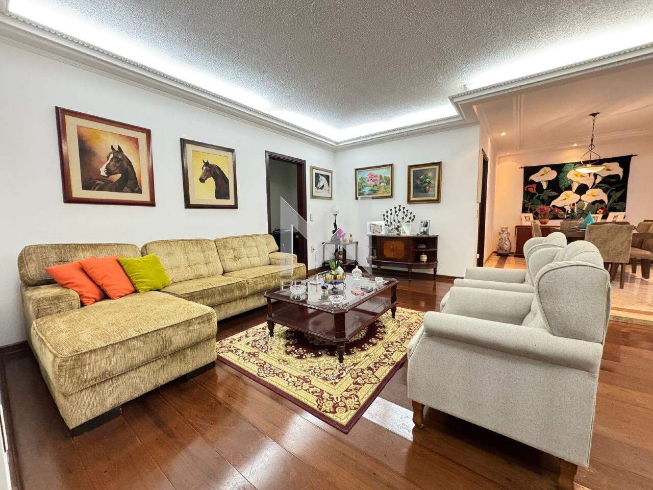 Casa em Condomínio à venda no Condomínio Marambaia: salas