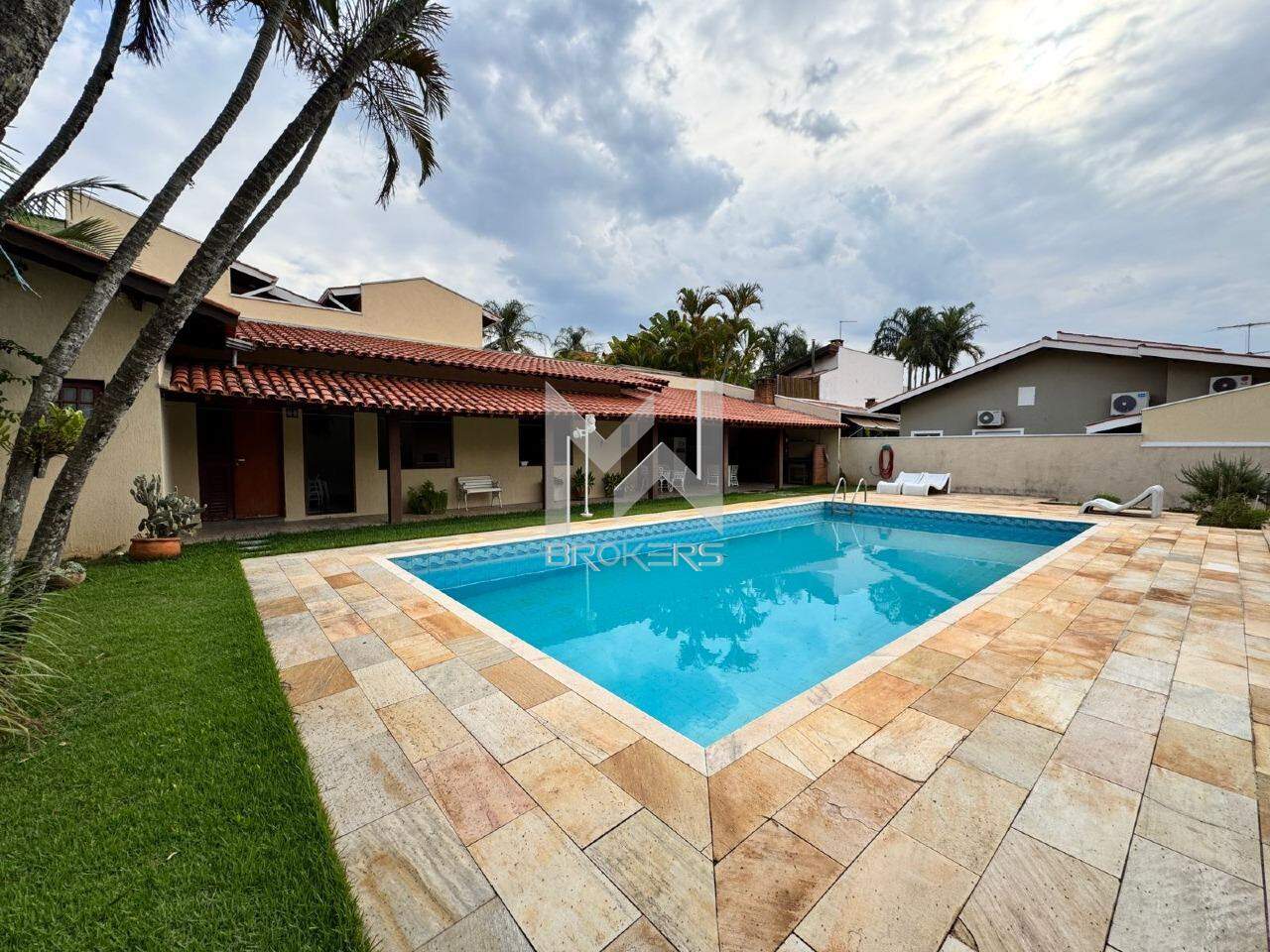 Casa em Condomínio à venda no Condomínio Marambaia: piscina