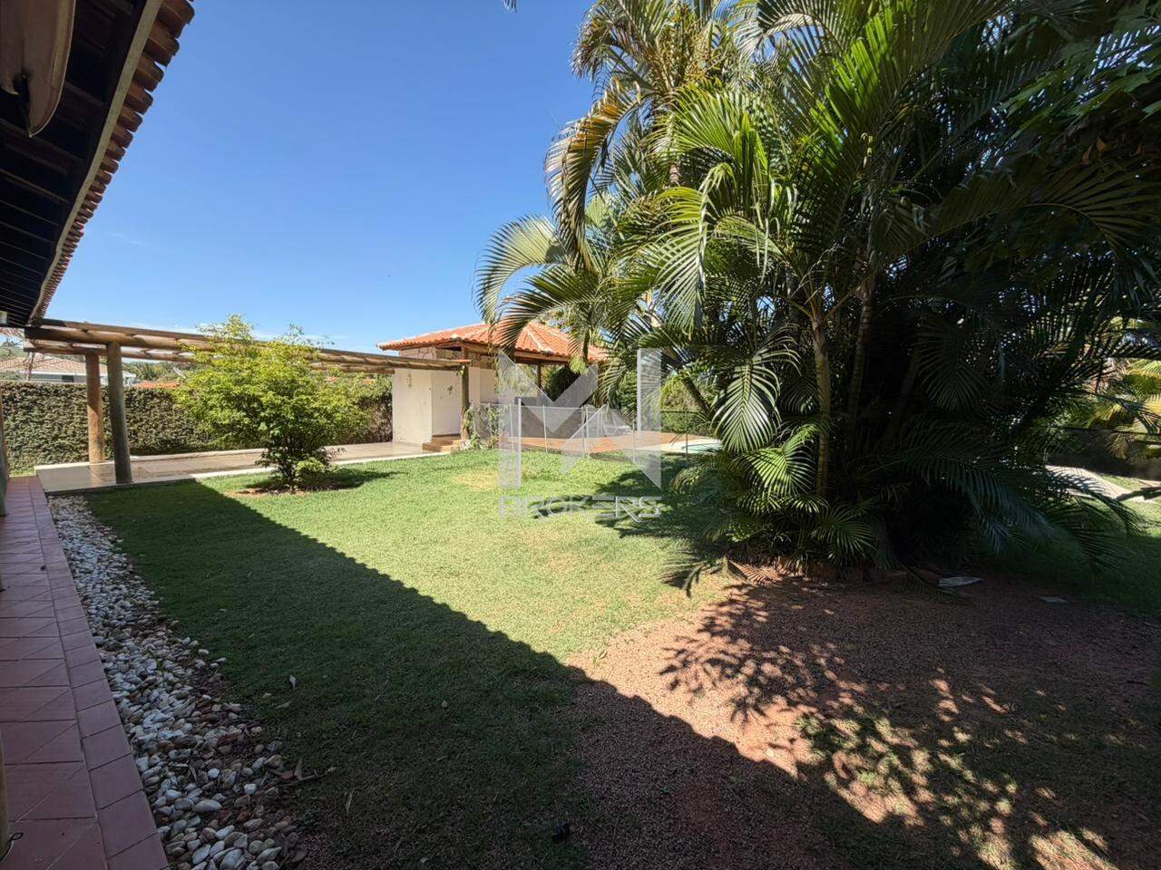 Casa em Condomínio para aluguel no Condomínio Vista Alegre: quintal