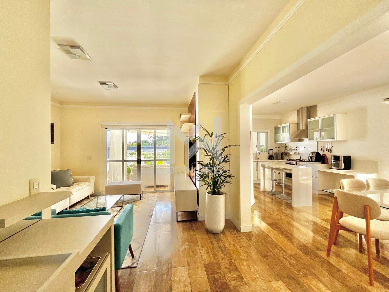 Casa em Condomínio à venda no Loteamento Recanto dos Paturis: salas