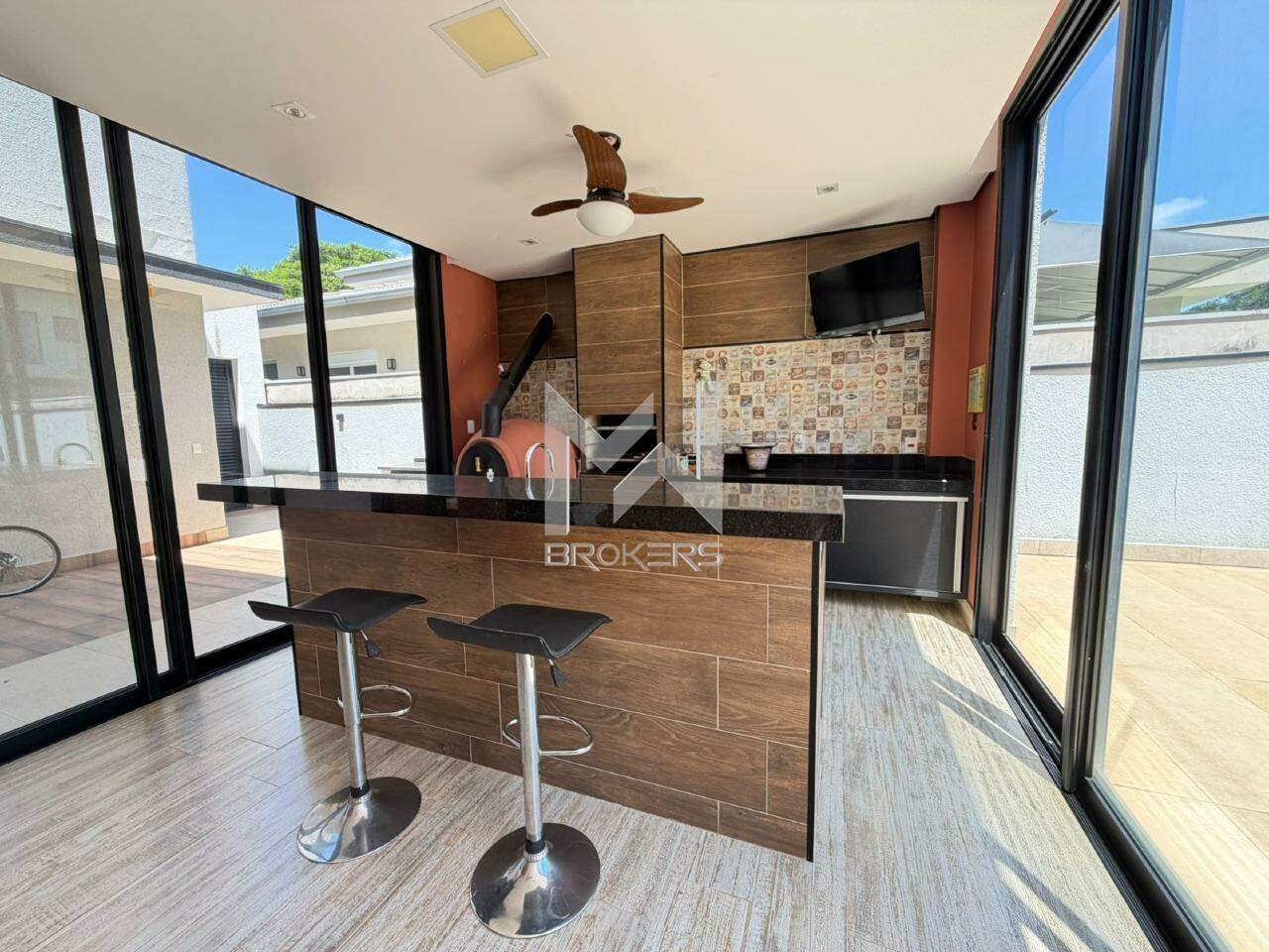 Casa em Condomínio à venda no Condomínio Reserva dos Vinhedos: área gourmet