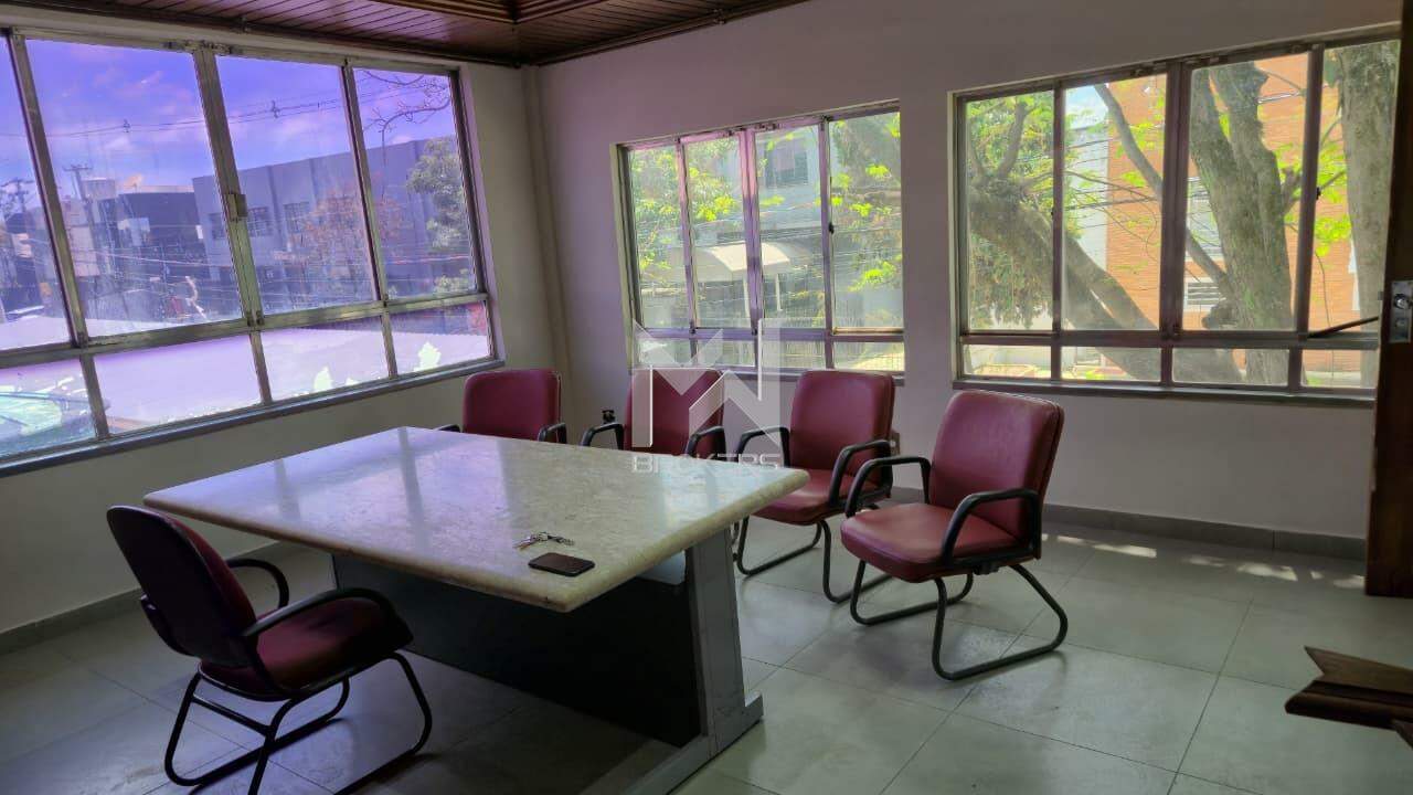 Galpão à venda no Chácaras São Bento: escritório