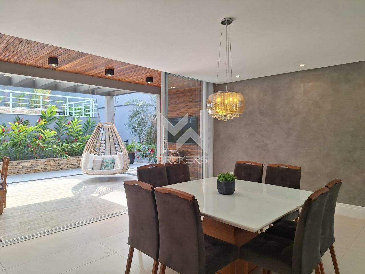 Casa em Condomínio à venda no Condomínio Terras de Vinhedo: salas