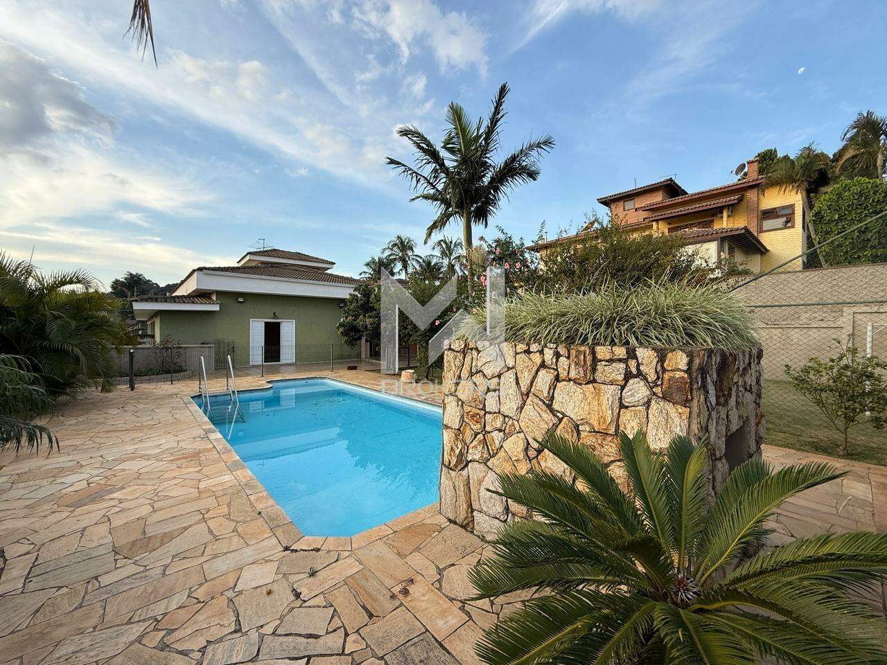 Casa em Condomínio para aluguel no Bosque: piscina