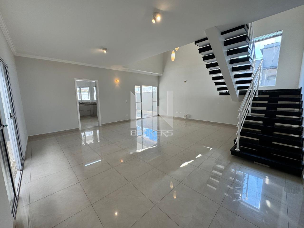 Casa em Condomínio para aluguel no Bosque: Sala