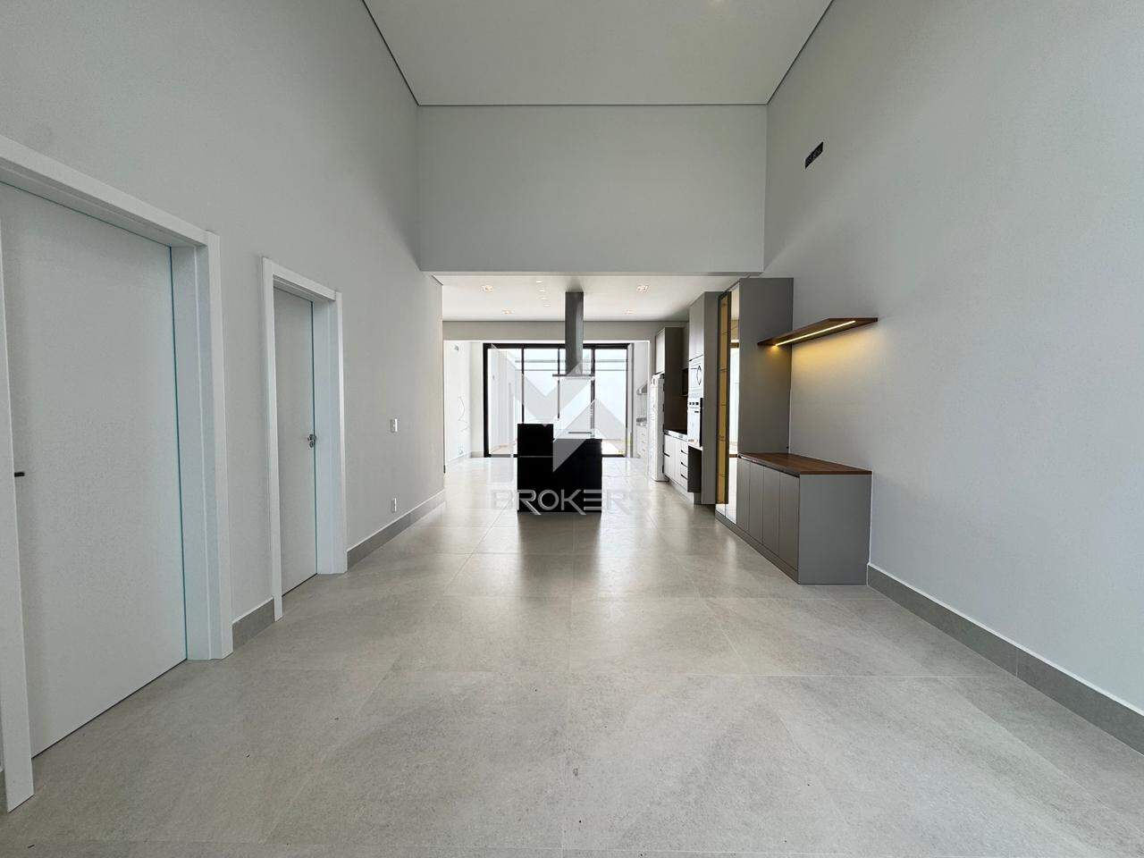 Casa em Condomínio à venda no Roncáglia: salas