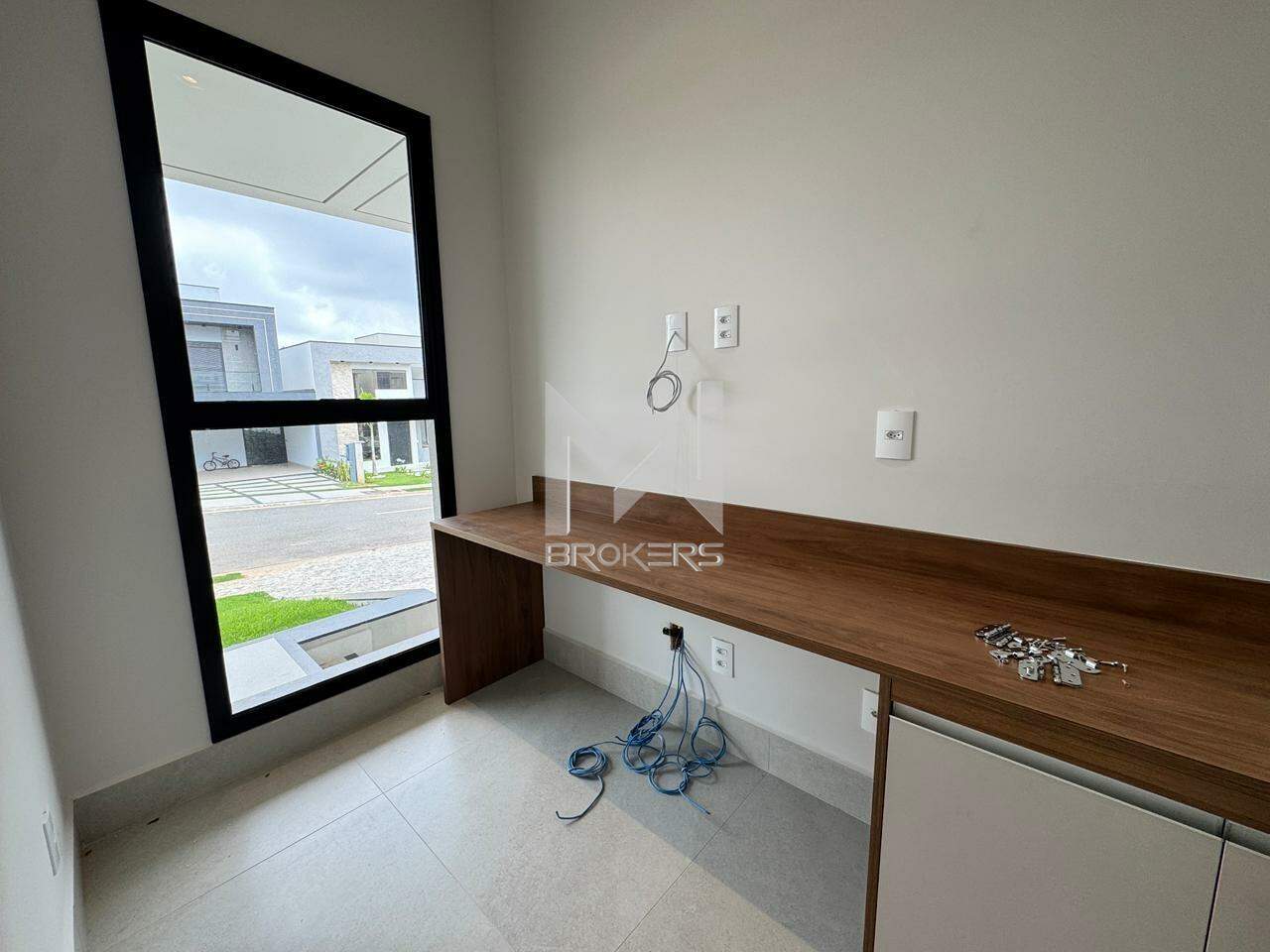 Casa em Condomínio à venda no Roncáglia: escritório