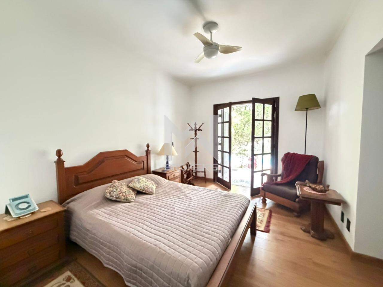 Casa em Condomínio à venda no Condomínio Marambaia: dormitório 1