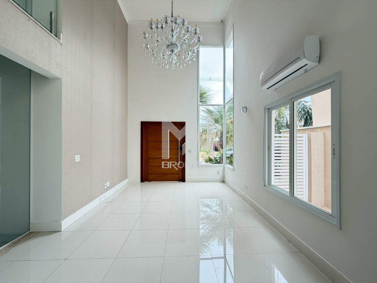 Casa em Condomínio para aluguel no Swiss Park: salas