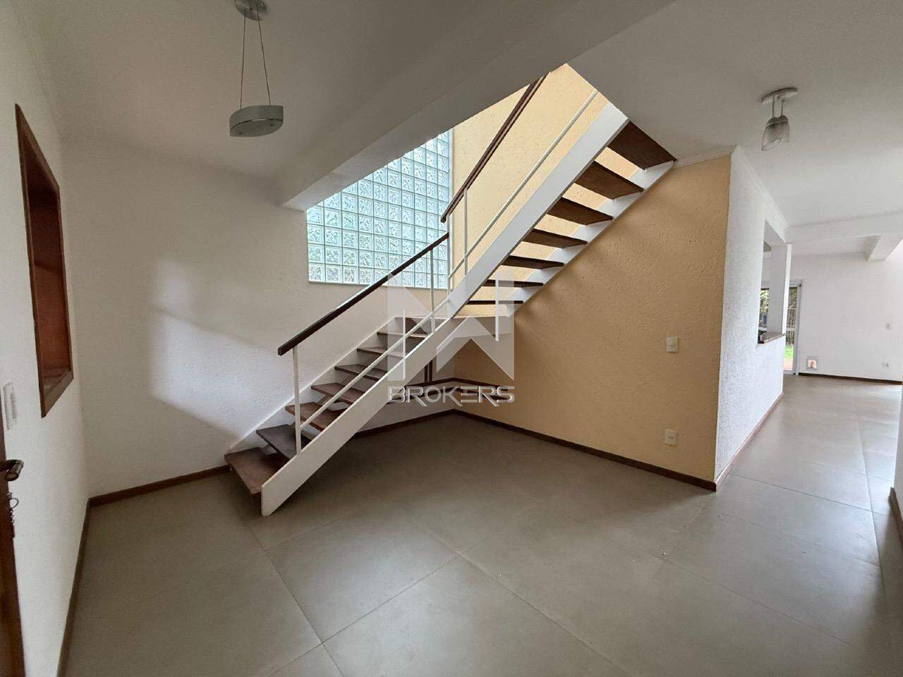 Casa em Condomínio à venda no Loteamento Recanto dos Paturis: hall de entrada