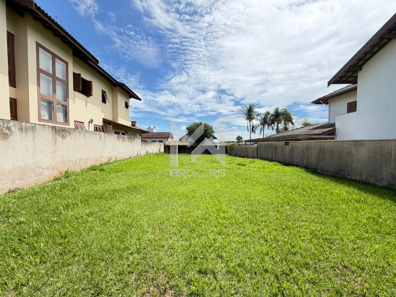 Terreno à venda no Chácaras Alpina: terreno