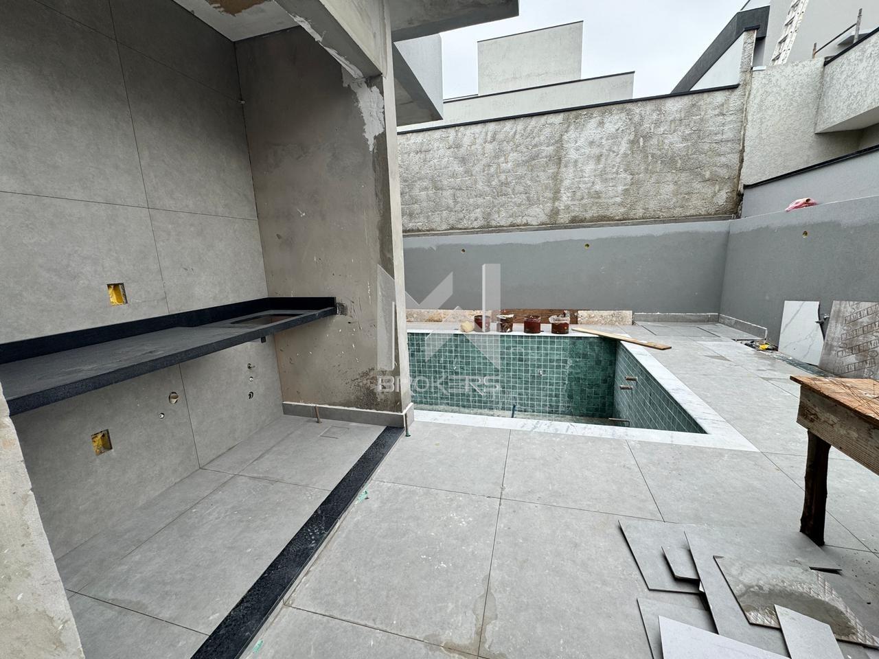 Casa em Condomínio à venda no Roncáglia: quintal