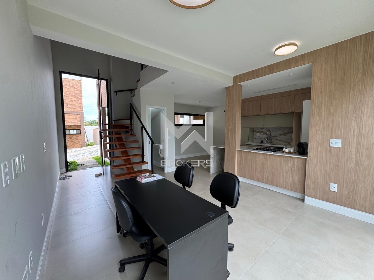 Casa em Condomínio à venda no Jardim das Paineiras: Sala de Estar