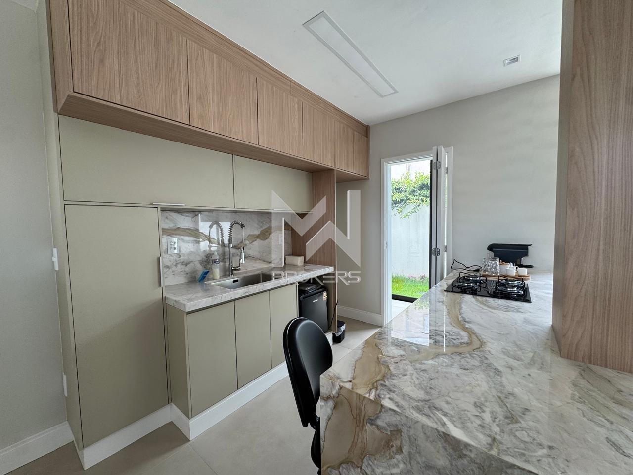 Casa em Condomínio à venda no Jardim das Paineiras: Cozinha Integrada