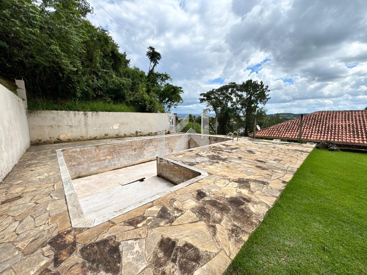 Casa em Condomínio à venda no Condomínio São Joaquim: piscina