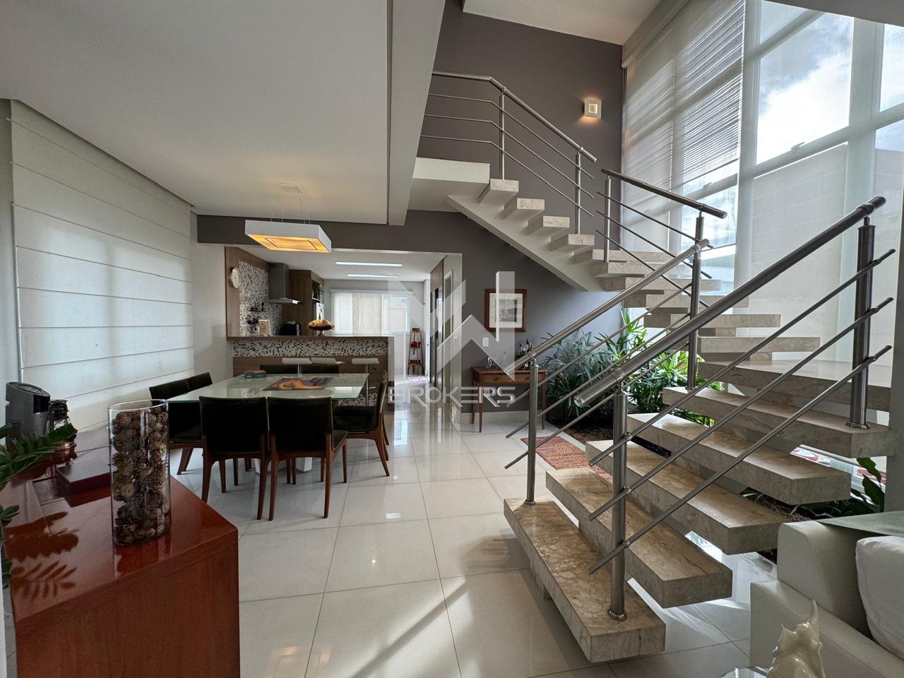 Casa em Condomínio para aluguel no Swiss Park: salas