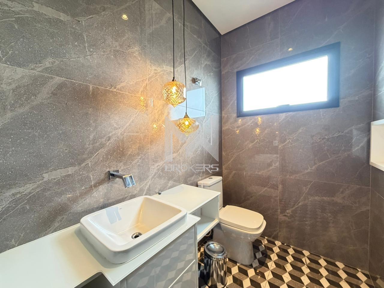 Casa em Condomínio à venda no Swiss Park: lavabo