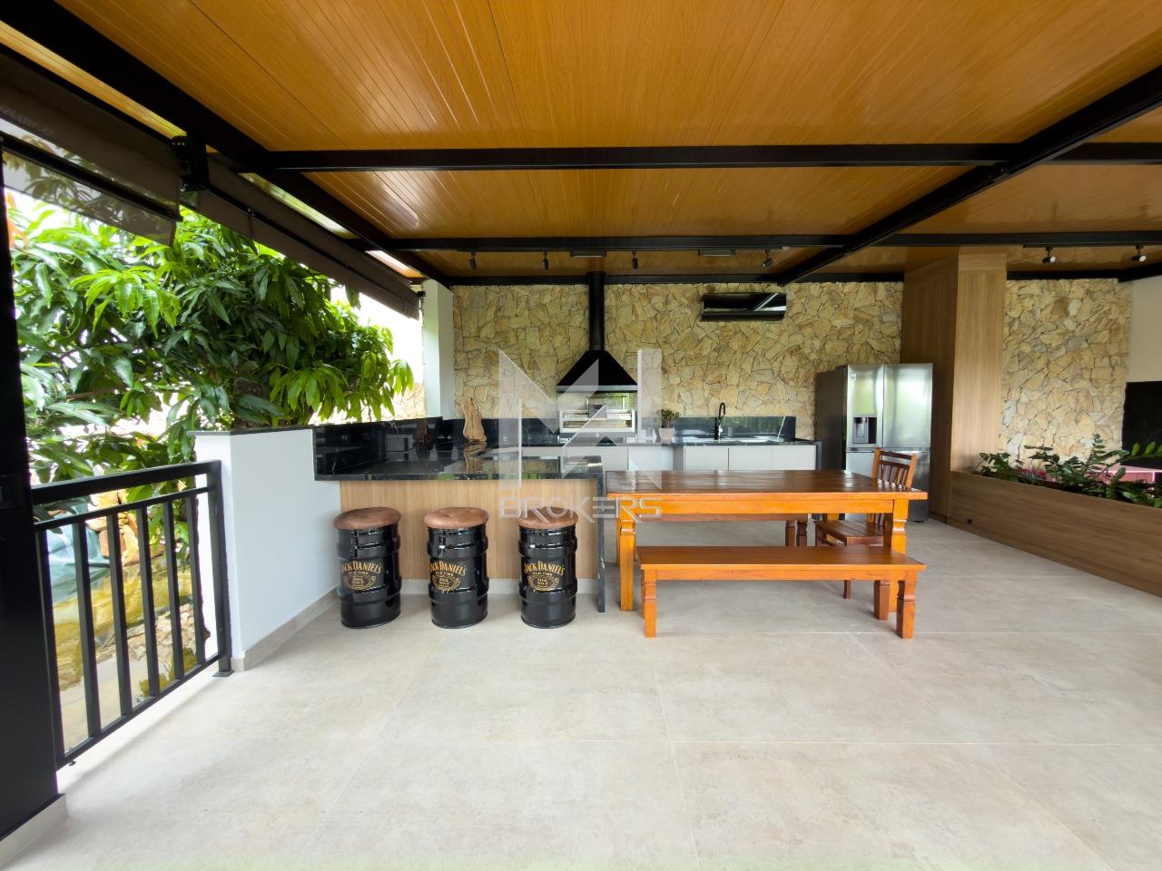 Casa em Condomínio à venda no Condomínio Marambaia: área gourmet