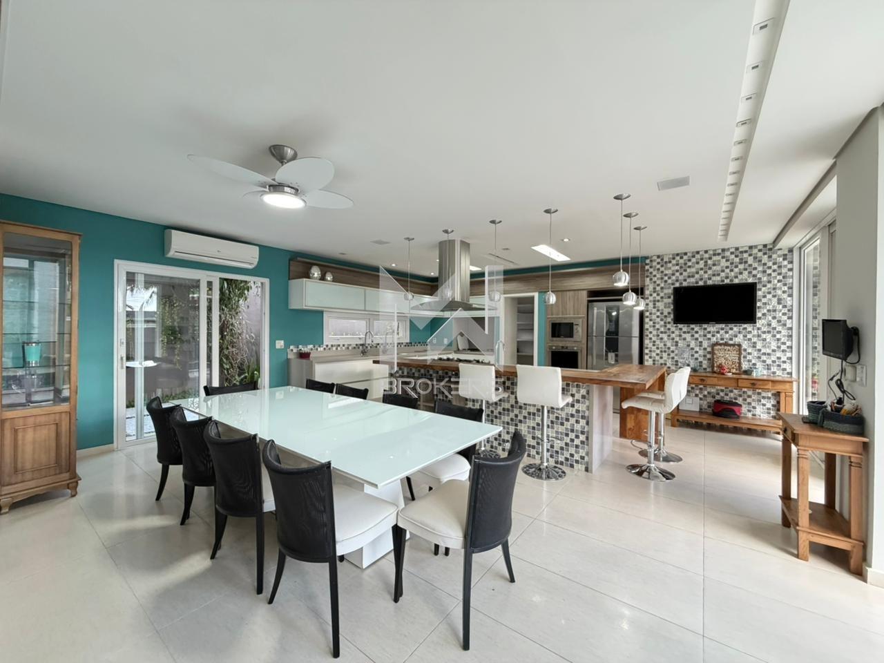 Casa em Condomínio à venda no Condomínio Vista Alegre: salas