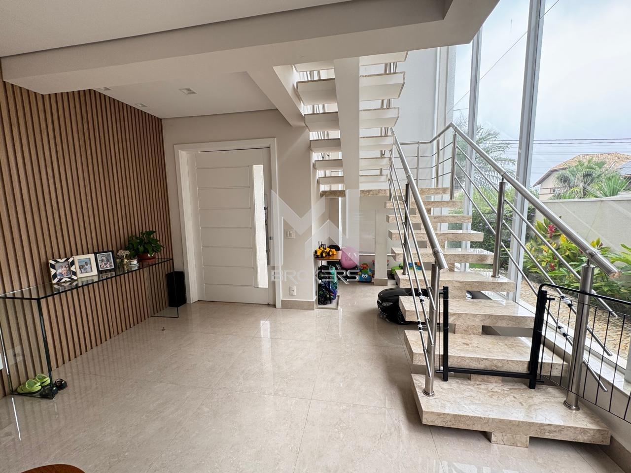 Casa em Condomínio à venda no Swiss Park: hall de acesso