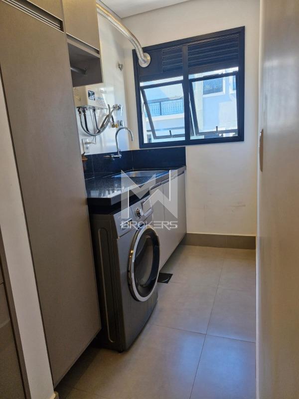 Apartamento à venda no Centro: Lavanderia