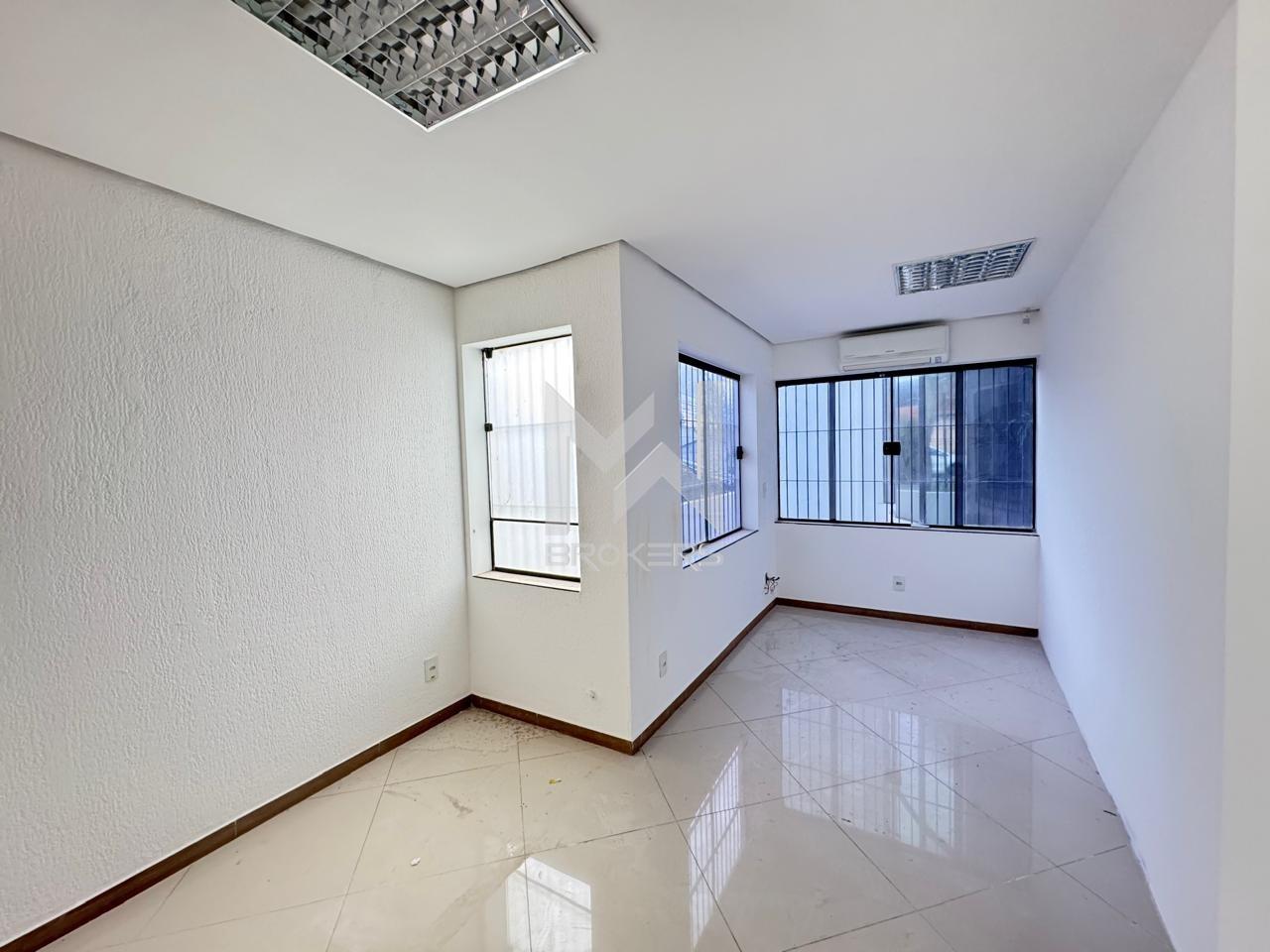 Salão Comercial para aluguel no Jardim Itapuã: recepção