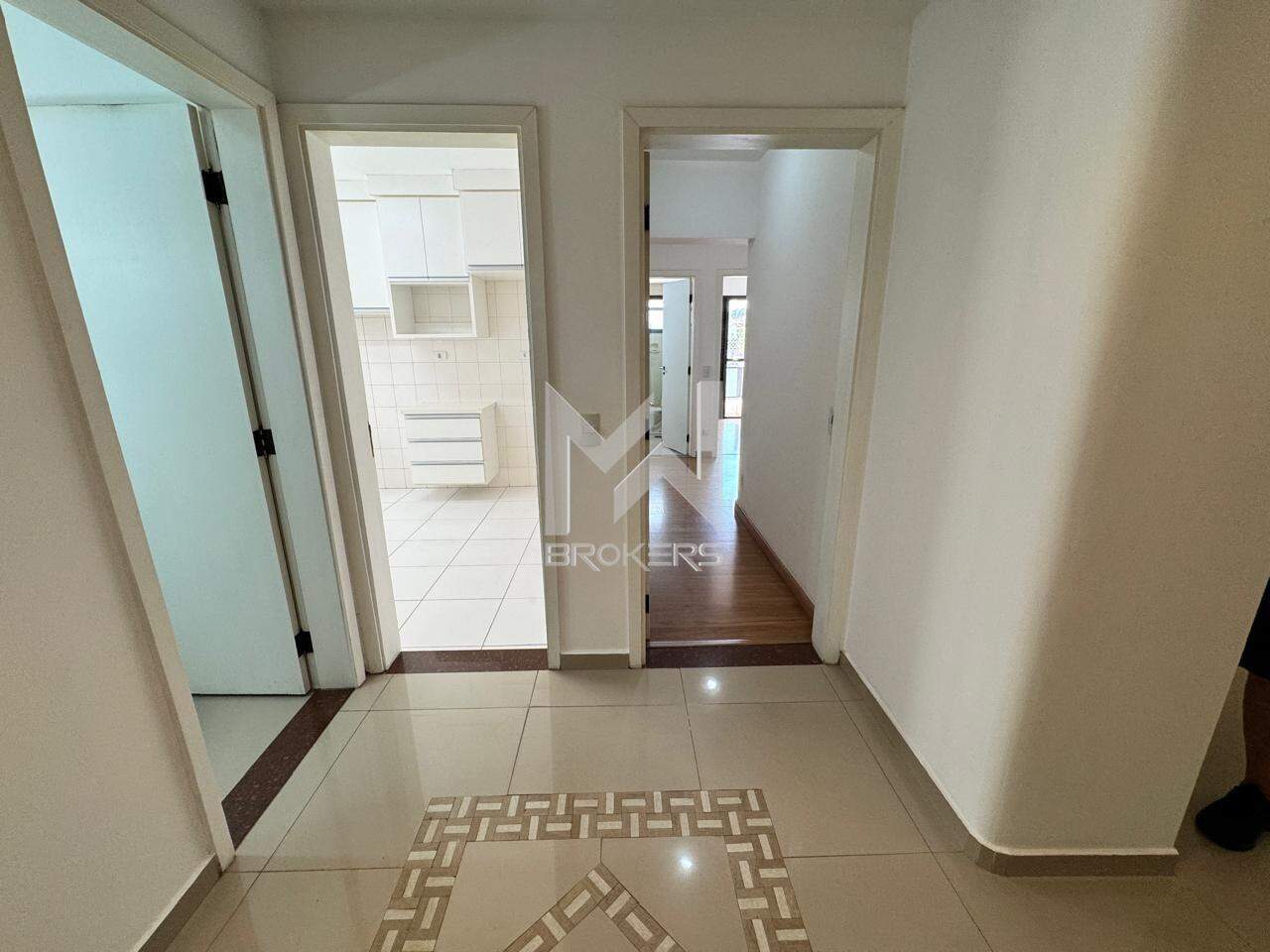 Apartamento para aluguel no Centro: Hall de entrada