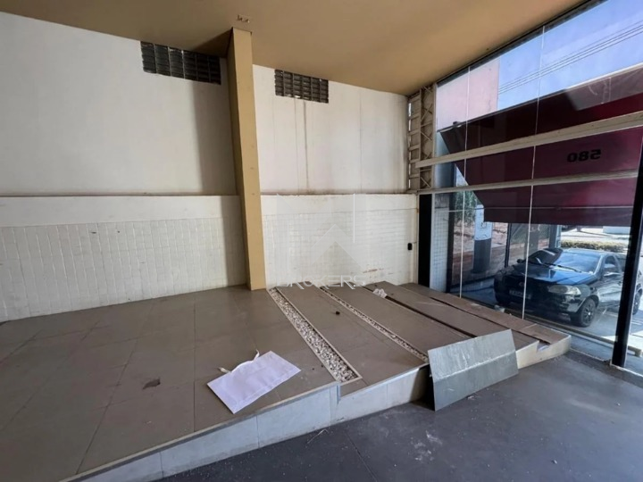 Salão Comercial para aluguel no Nova Vinhedo: entrada