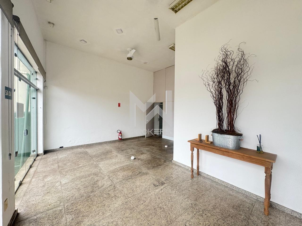 Prédio para aluguel no Jardim Ribeiro: hall de entrada