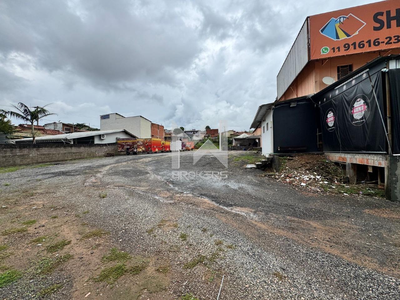 Galpão para aluguel no Capela: área
