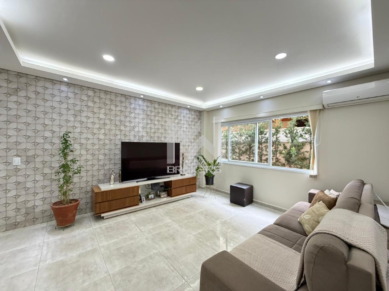 Casa em Condomínio à venda no Swiss Park: sala de TV