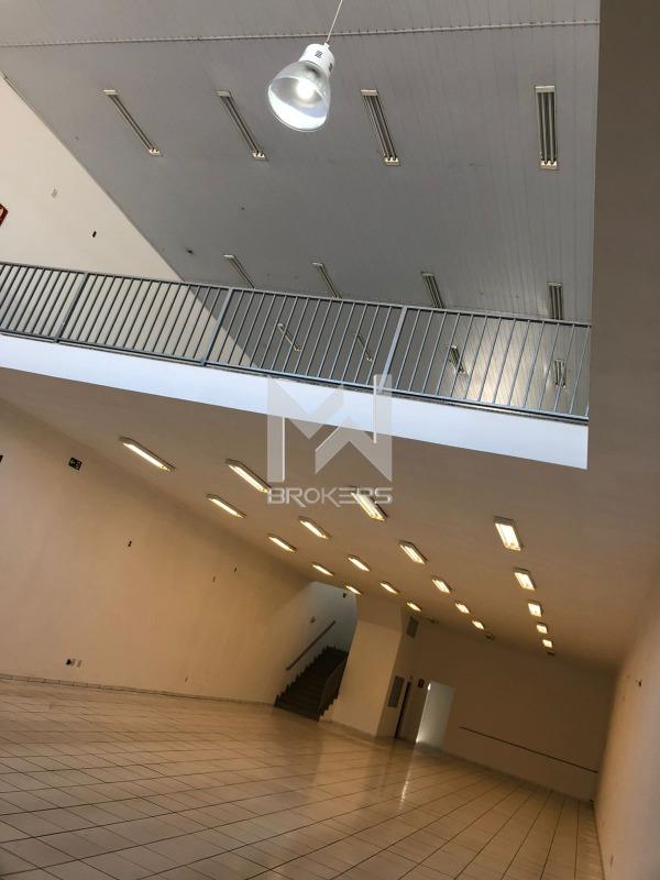 Salão Comercial para aluguel no Centro: mezanino