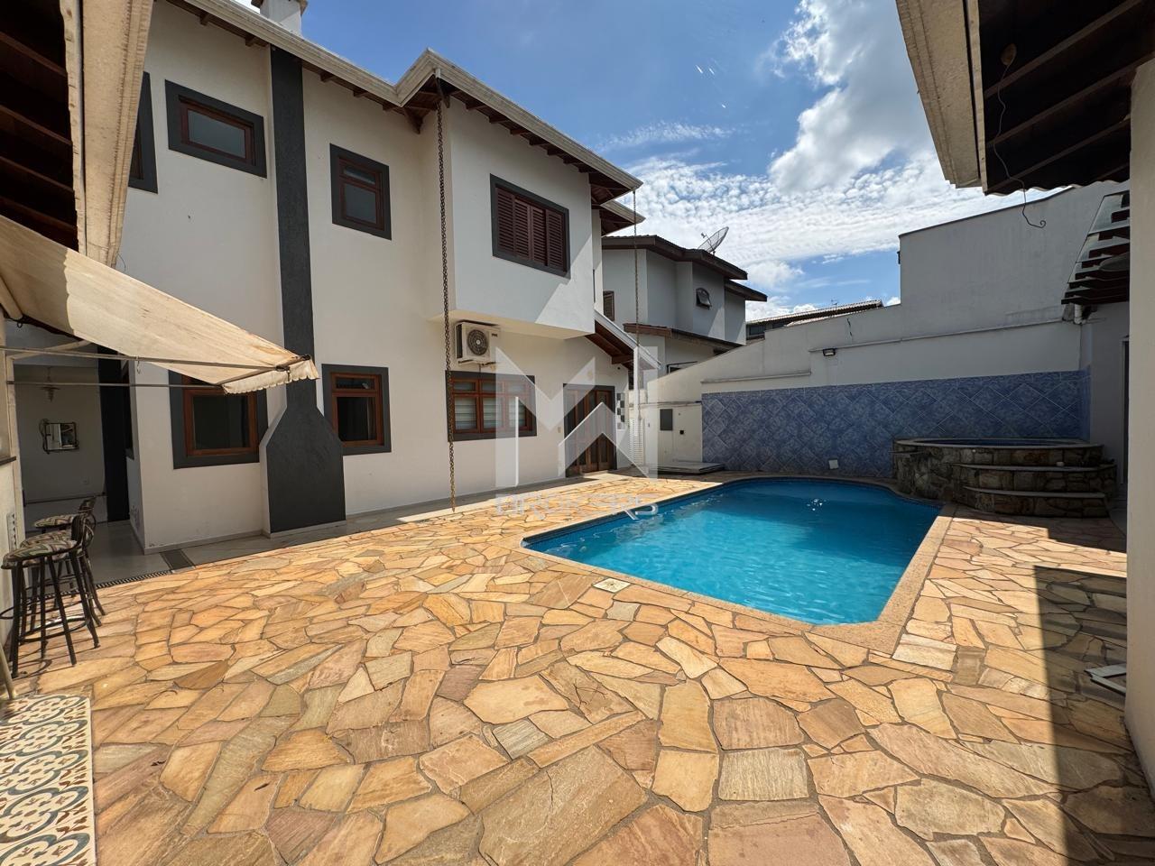 Casa em Condomínio à venda no Villaggio Capríccio: 