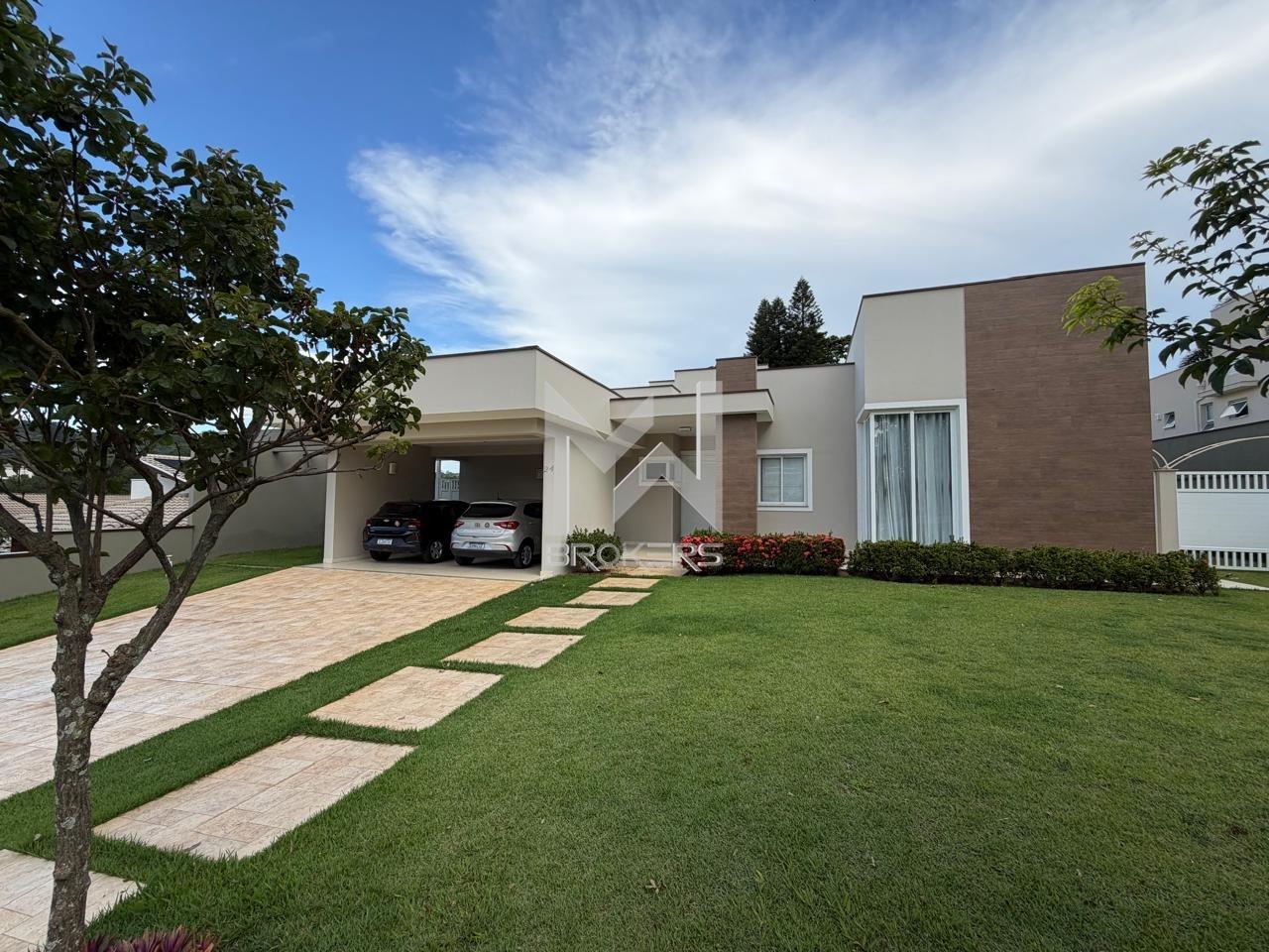 Casa em Condomínio à venda no Bosque: fachada