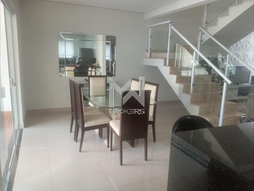 Casa em Condomínio para aluguel no Roncáglia: salas