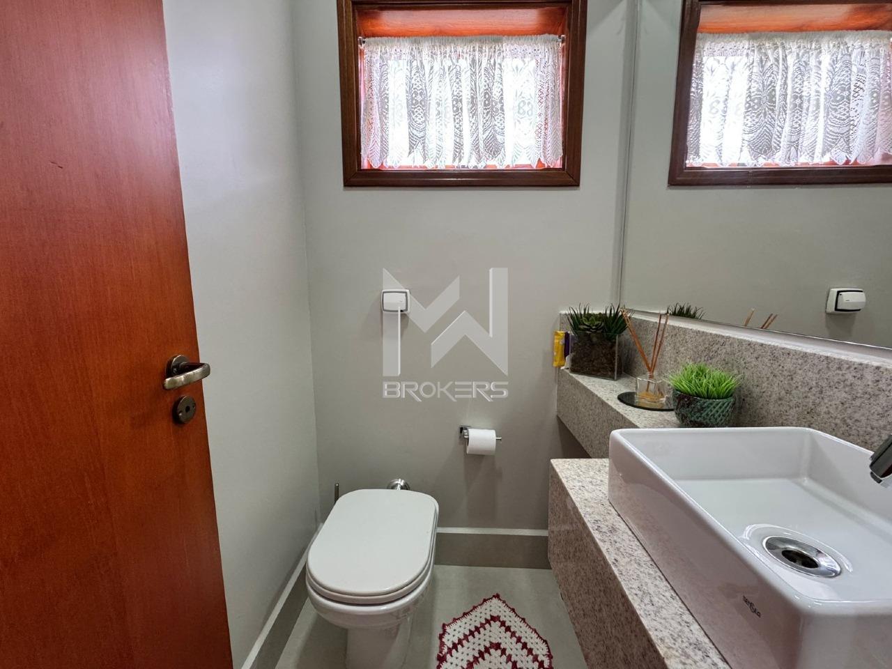 Casa em Condomínio à venda no Condomínio Residencial Terras do Oriente: lavabo