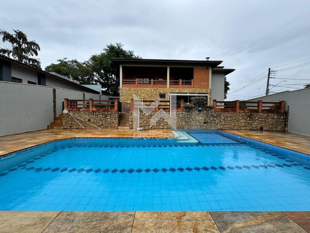 Casa em Condomínio para aluguel no Vista Alegre: fundos